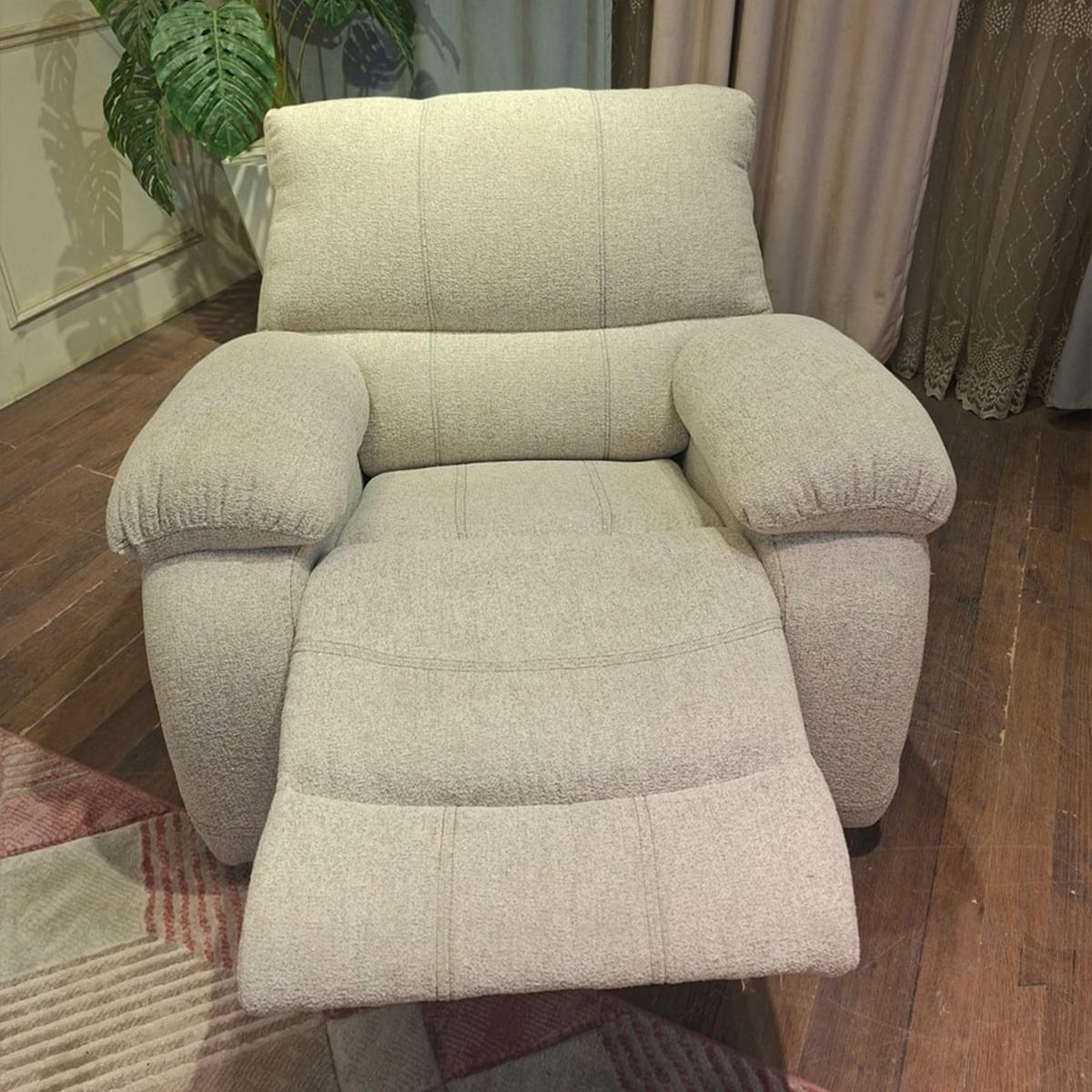 Relaxation Chair with Metal Frame and Premium Linen Upholstery | Off-White - Image 3